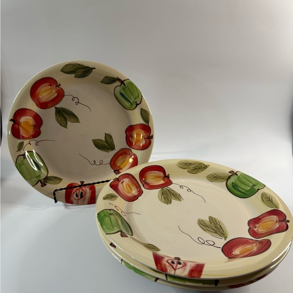 Vintage dinner plates set of 4 - Picture 3 of 6